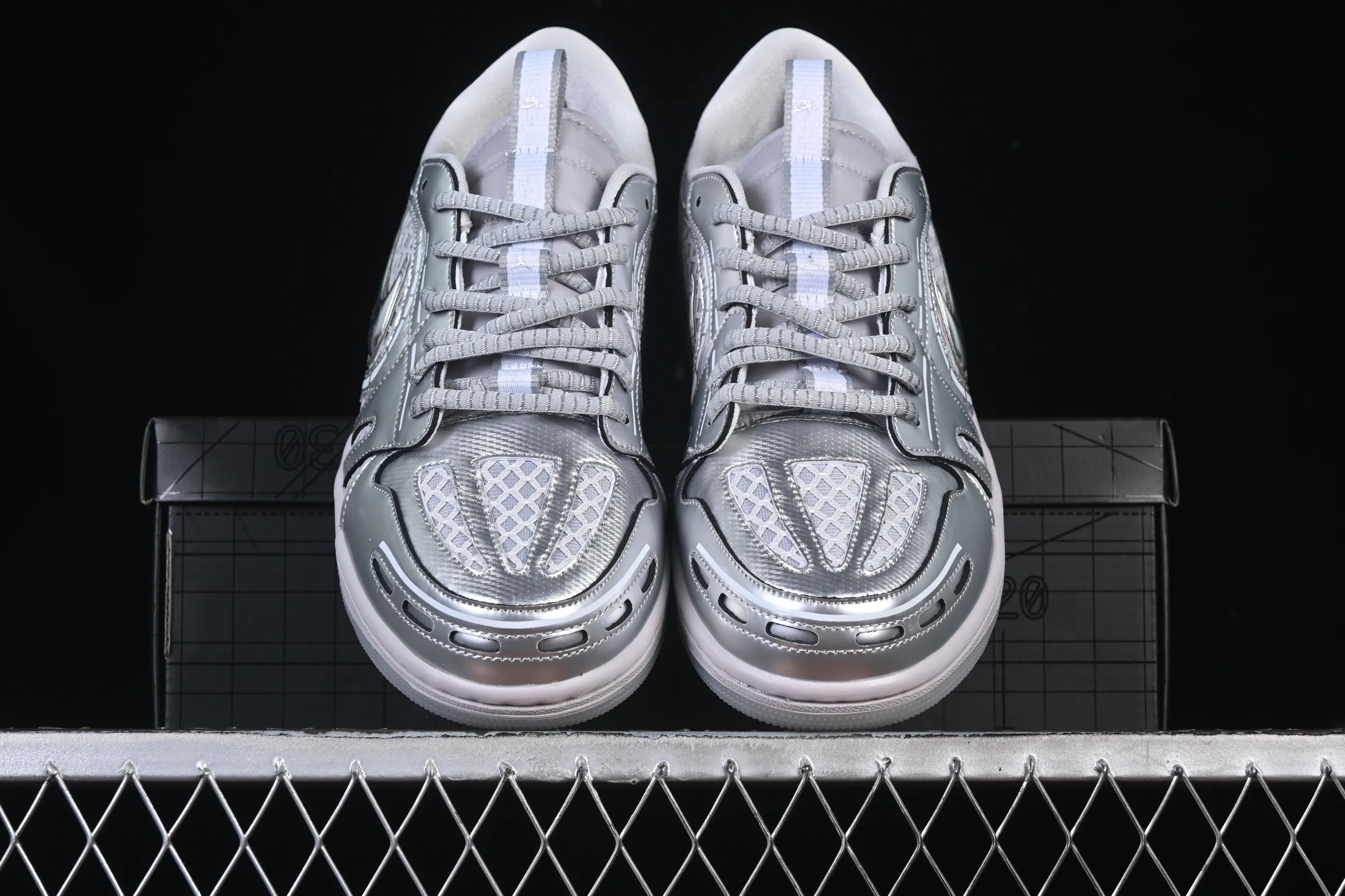 All categories Air Jordan Jordan series basketball shoes Air Jordan 1 Low Air Jordan 1 Low "MM V3" AJ1 Joe 1 liquid silver low-top cultural and casual sneakers HQ2186-002